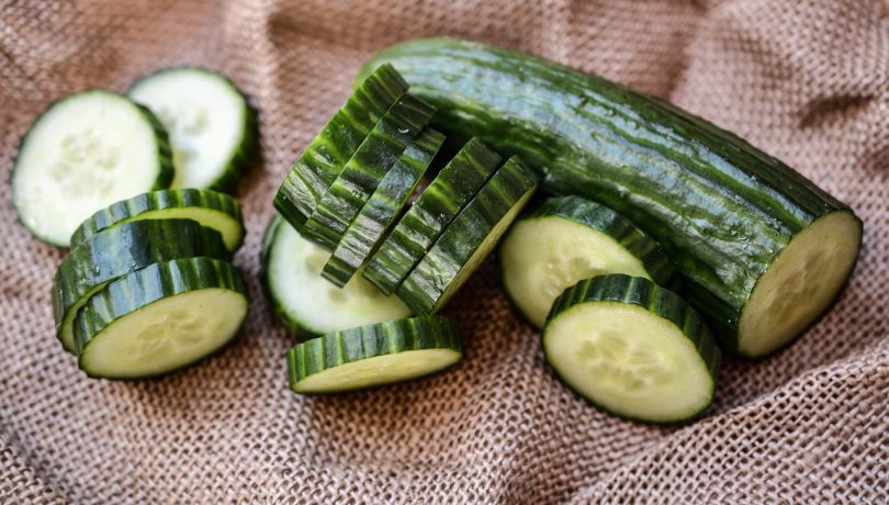 How to Make Cucumber Water